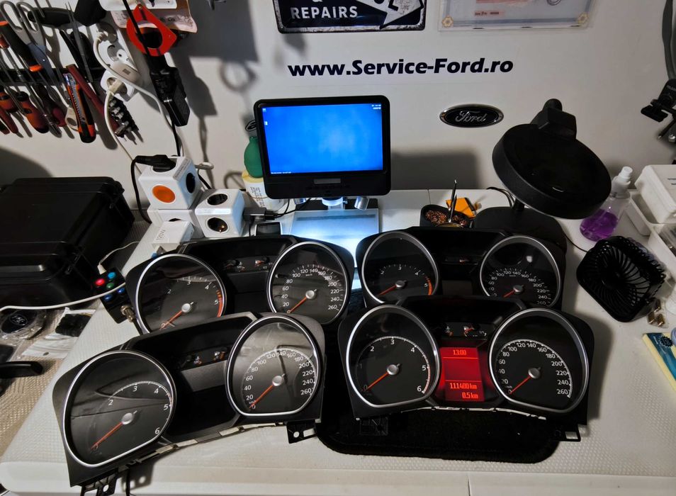 Ceasuri bord FORD C-Max Fiesta Galaxy Focus Kuga Mondeo S-Max Transit