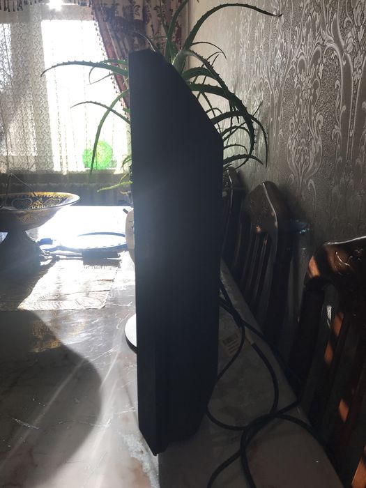 Продам телевизор TOSHIBА