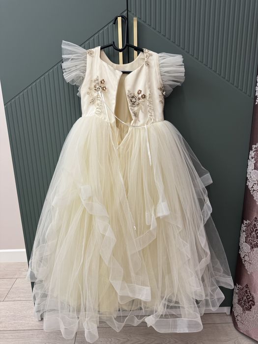 Продам пышное платье