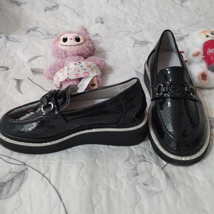 Обувь для девочки в школу