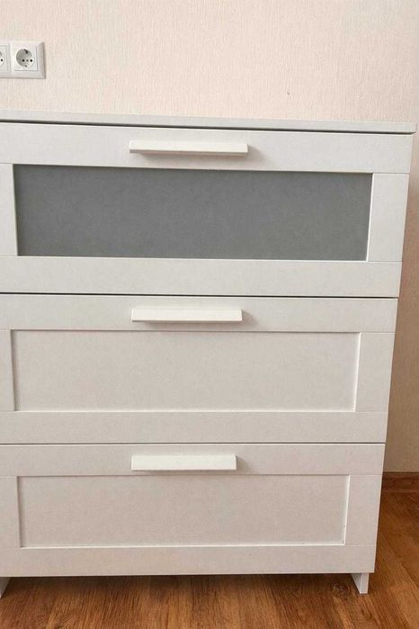 Комод  с 3 мя выдвижными ящиками (икеа)-2 штуки
