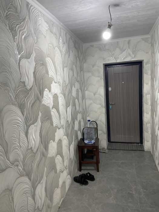 Срочно продается квартира 1Ком2/2