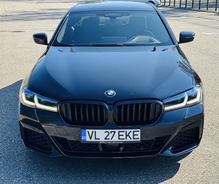 BMW Seria 5 BMW 530e M-Pack/HU/Pano/Laser 520