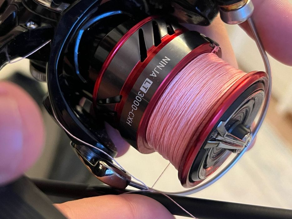 Продам спининг новый