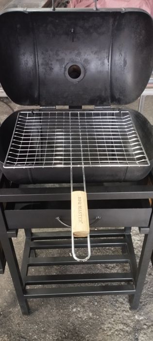 Ръчно изработено барбекю