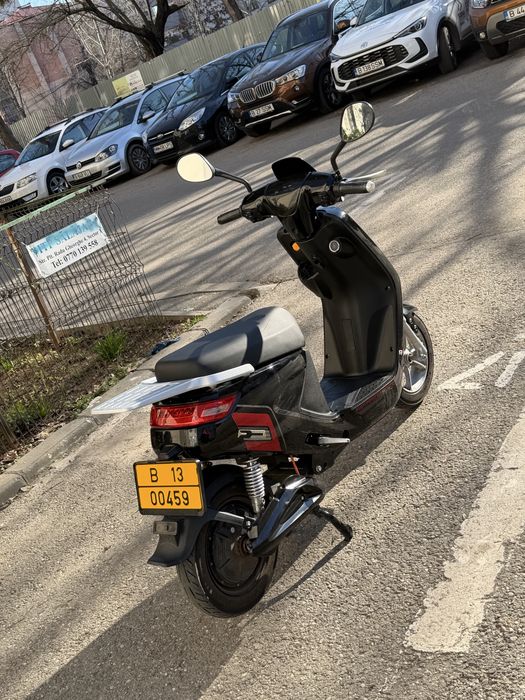 Scuter electric RKS performance