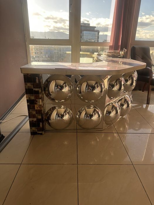 Луксозно дизайнерско бюро