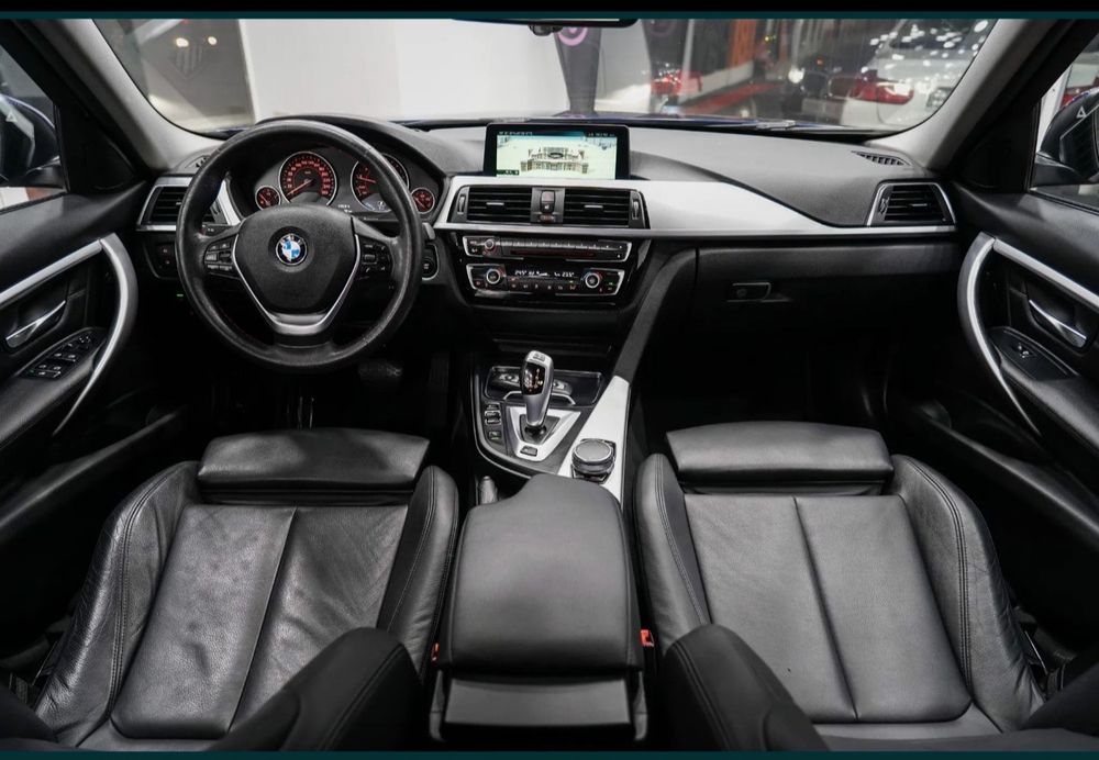 BMW seria 3 ,330e hybrid