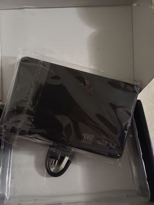 Продам внешний жёсткий диск.