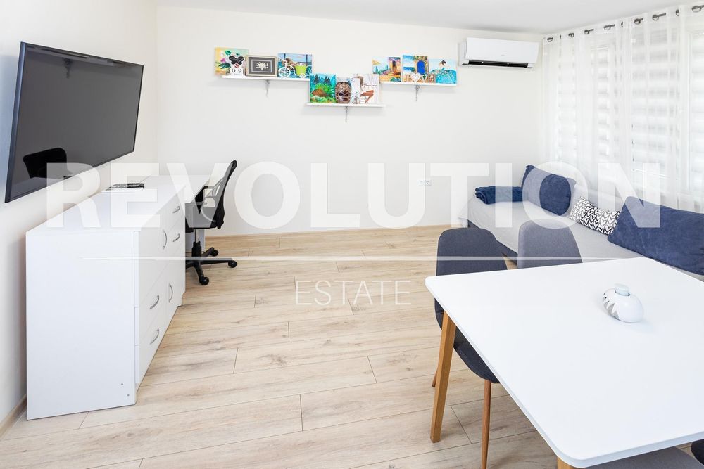 Дава се под наем Двустаен апартамент в Варна, Чаталджа - 60 кв.м за 500 € - Снимка #1