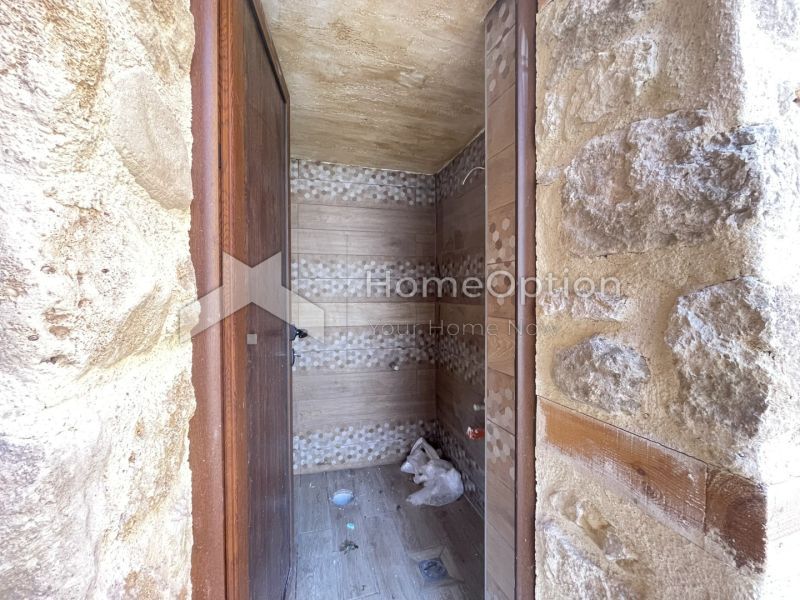 Реновирана двуетажна къща с двор в сърцето на Стария град Несебър