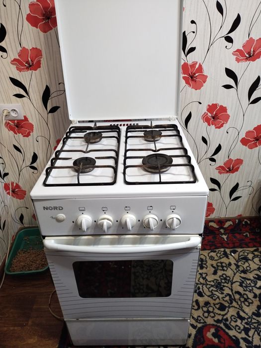 Газовая плита       .