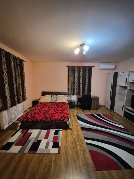 Apartament cu 2 camere in zona centrală
