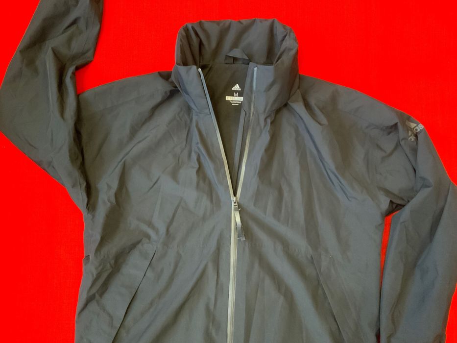 Adidas-оригинална горница,яке 48м