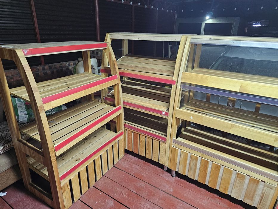 Деревянные стеллажи для хлеба