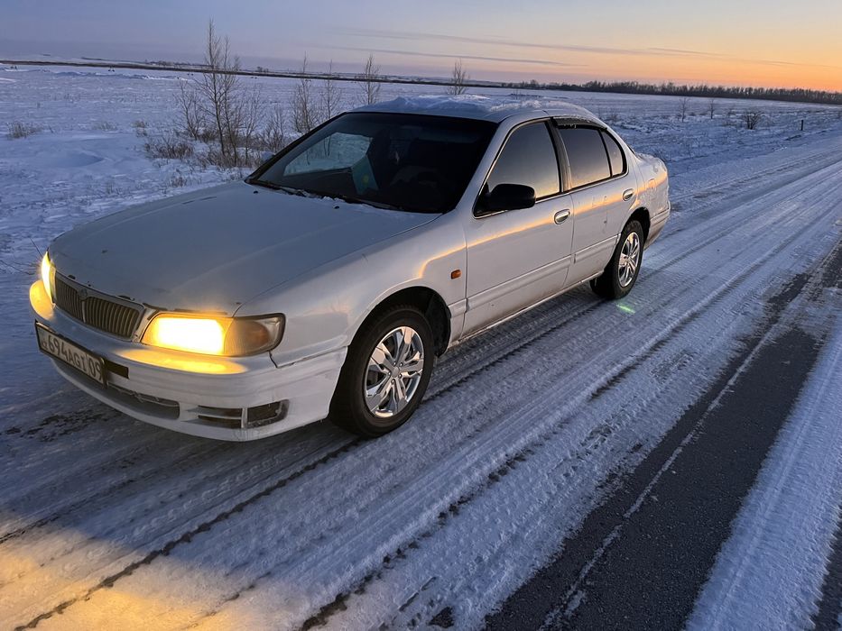 Продам срочна нисан максима.А 32.