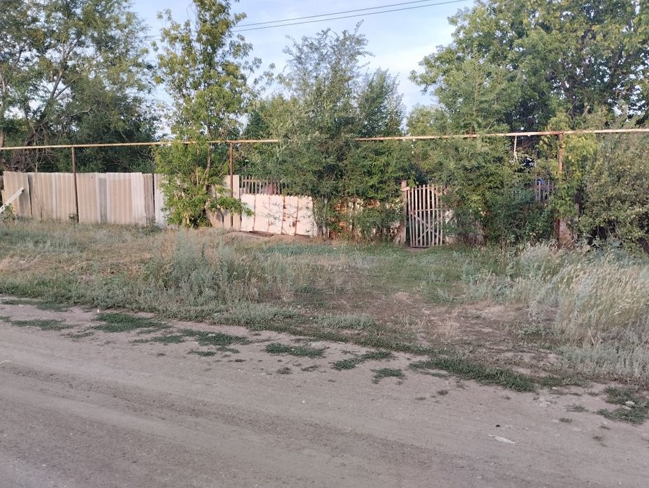 Продам дом и 30 сотак