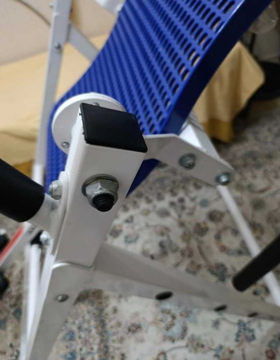 Инверсионный  стол станция метро Москва