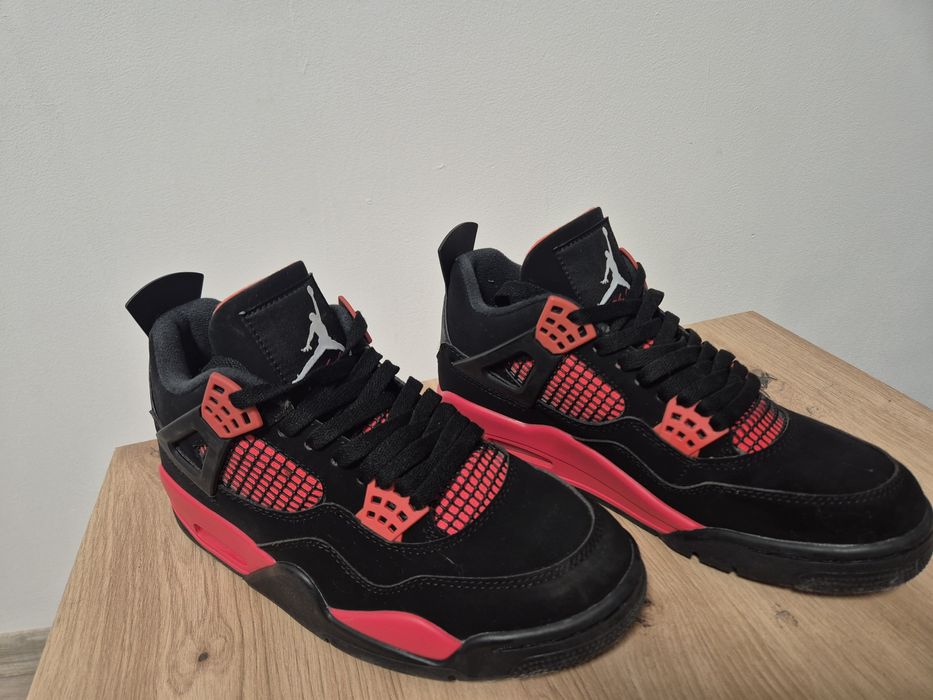 AIR Jordan 4 Retro
