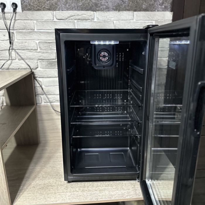 Минибар холодильник музлаткич Aiwa nofrost