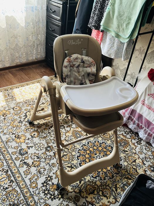 Детски стол.
