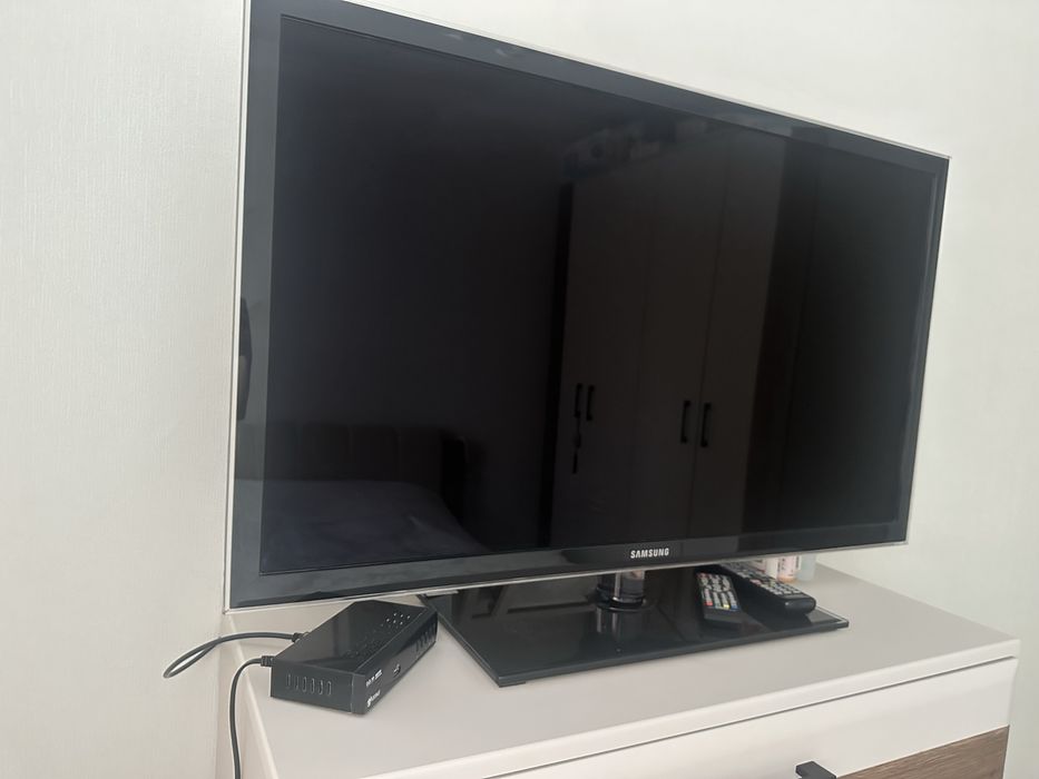 Продам телевизор в отличном состояний