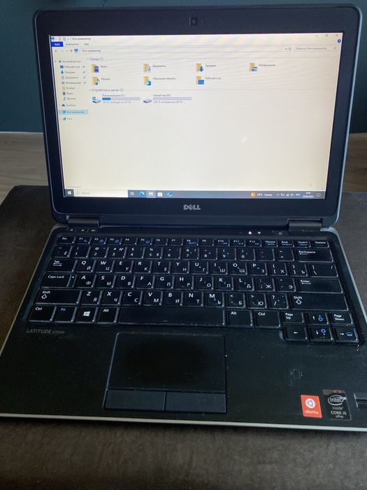 Ноутбук Dell Latitude E7240