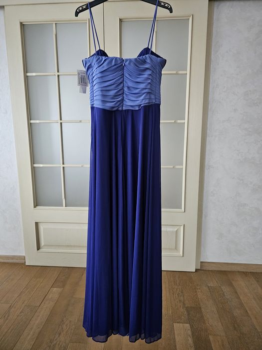 Платье женское, вечернее