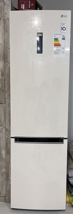 Продам холодильник LG в идельном состоянии