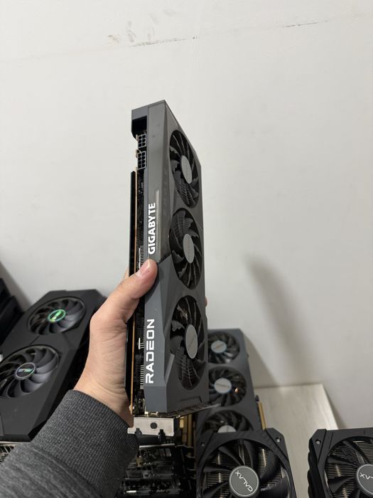 Rx 6700xt 12gb gigabyte Eagle