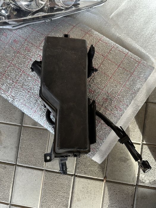 Продам блок предохранителей камри 40