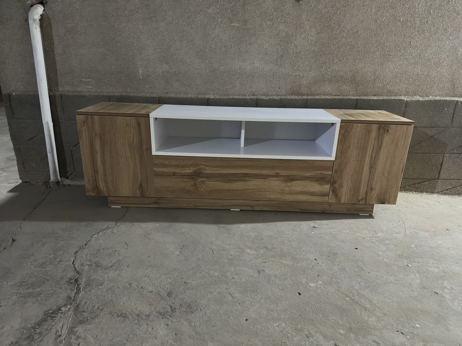 под тв, подставка Arzon tv tumba ishlap chiqaruvchidan