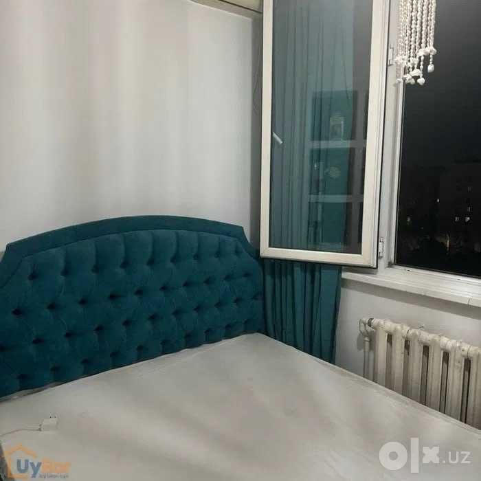 *Ойбек 1ком квартира,под сдачу.Гостиница Россия,  Госпитальный рынок