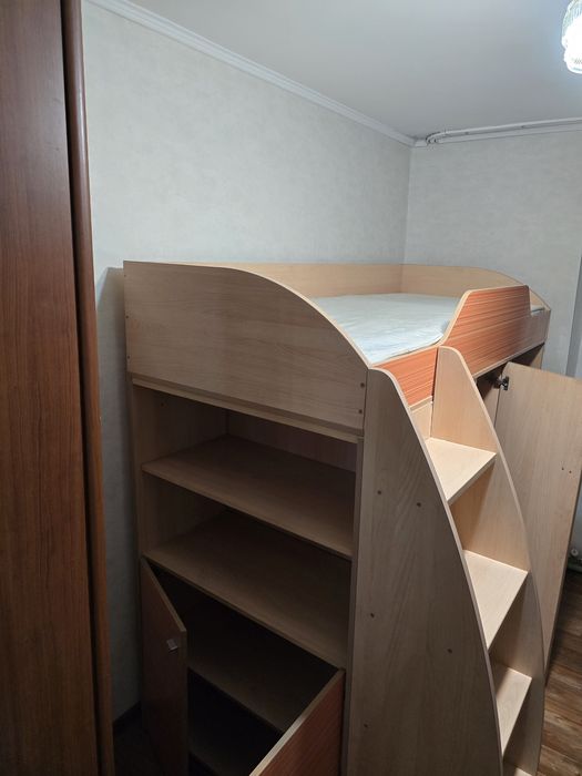 Продам детский гарнитур (модульная мебель)