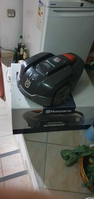 Продам косачка робот хускварна