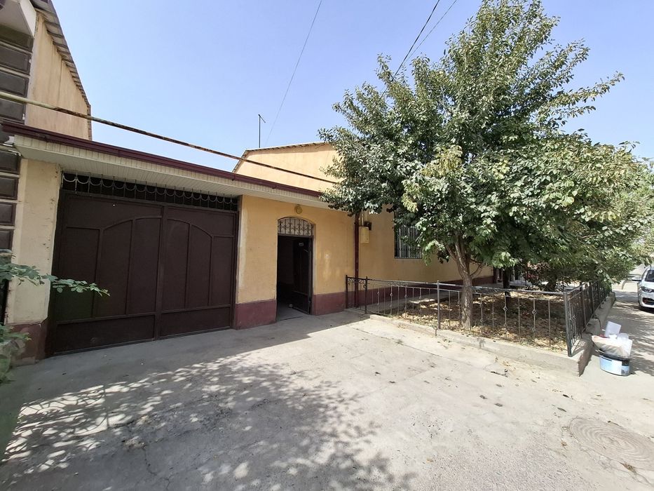 Коттедж уй Сотилади (Учхоз)