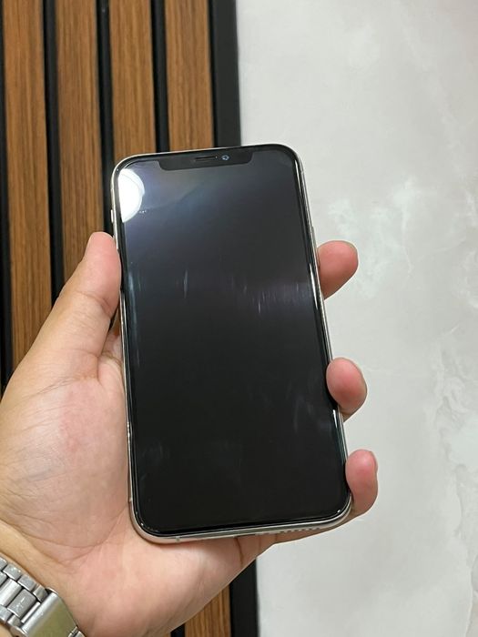 Продам iPhone 11 pro