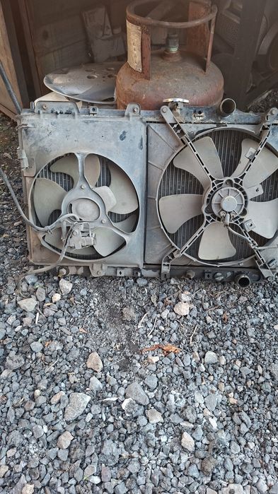 Вентилятор радиатора  Галант е55