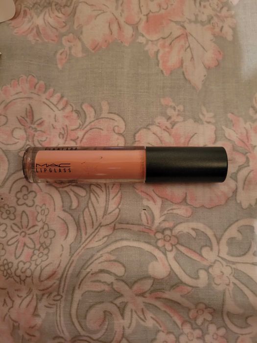 Червило MAC - Please Me 310 - чисто ново, неизползвано