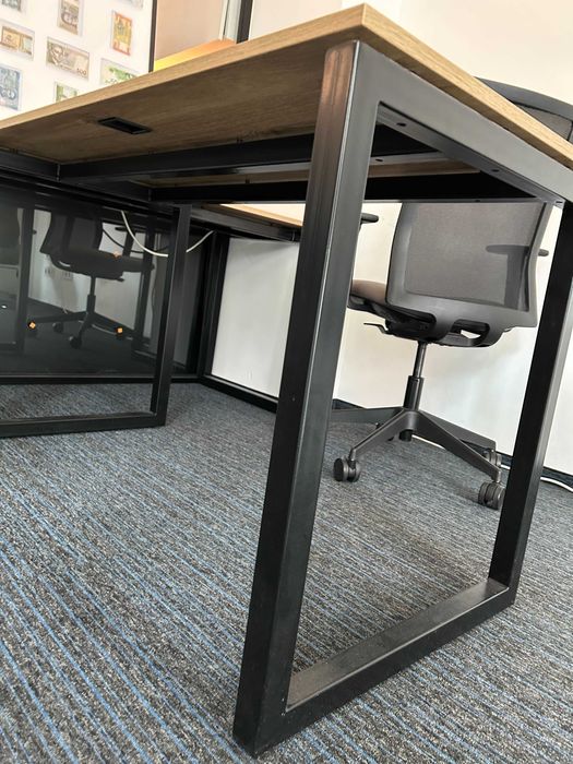 Офис бюра в отлично състояние