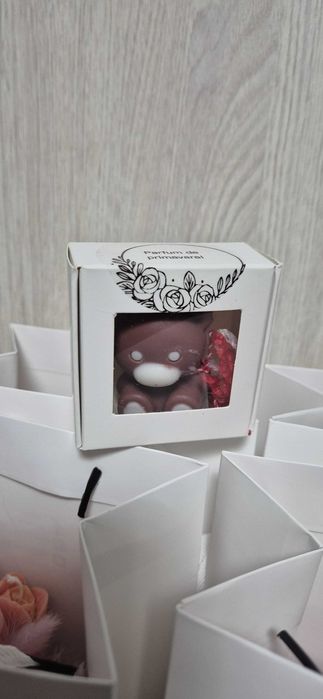 Martisoare handmade din ceara de soia