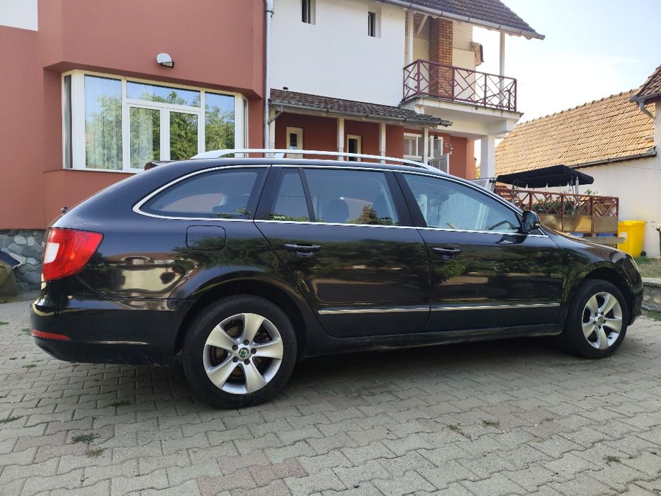 SKODA Superb 2013 — imagine 3