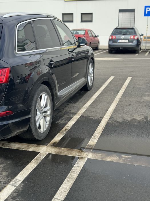 Vand sau schimb audi q7 in stare excelenta !