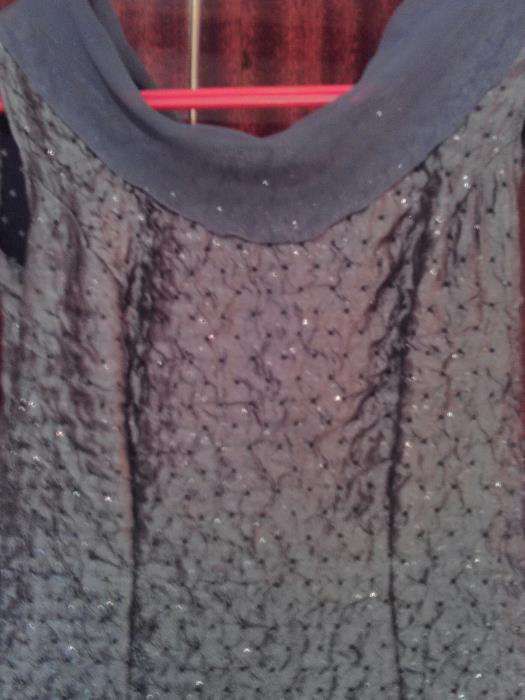 Rochie eleganta, pe corp