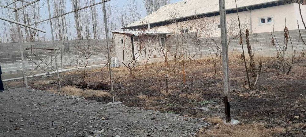 Ховли сотилади 5 сотих 3 хона, Андижон шахар, Камолот кучада.