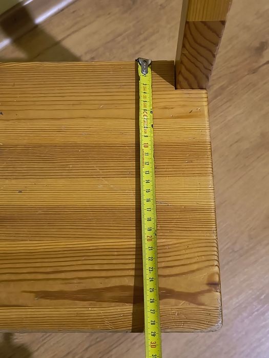 Детски комплект от естествено дърво (чам) - масичка и столче - 38 евро