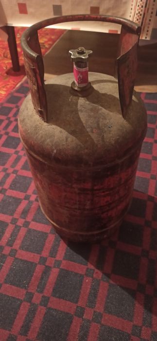 Продам газ балон