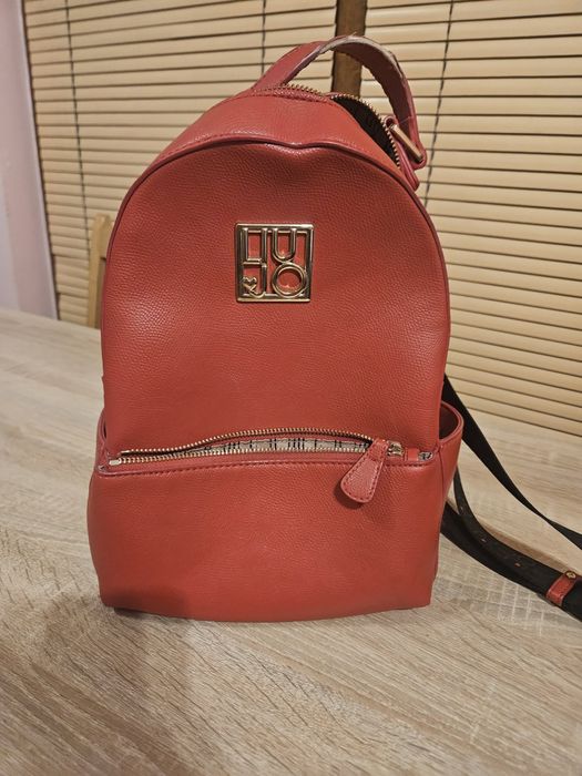 Раница червена liu jo, с протрита дръжка