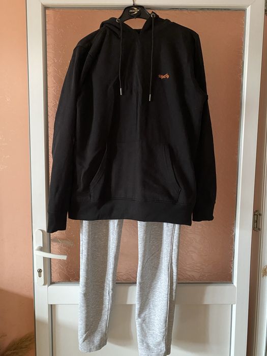 Bluzon Tokyo Laundry+ pantaloni cadou