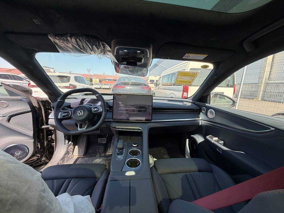 Zeekr 001 AWD Ultra+ | Максимальная комплектация | 2026